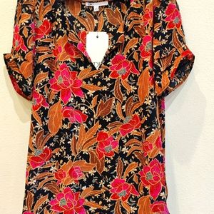 Floral Pattern DR2 NWT Shirt